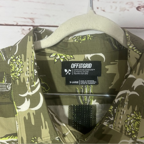 Off The Grid Lightning Bolt S/S Shirt size XL Jeep Wrangler print - Picture 6 of 8